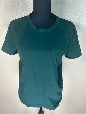 Made well Dark Green Short Sleeve Tee Medium